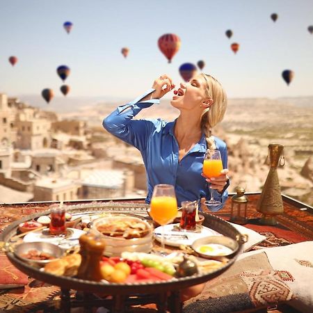 Bed and Breakfast Mak'S Cave House Учисар Экстерьер фото
