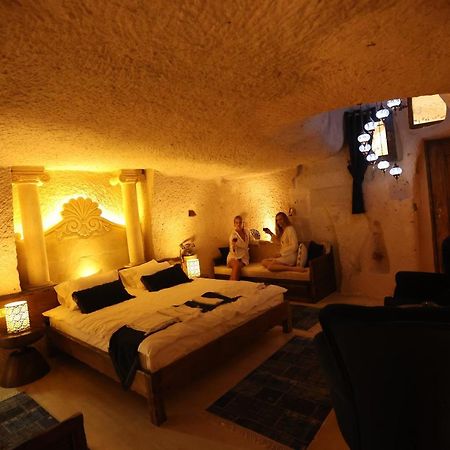 Bed and Breakfast Mak'S Cave House Учисар Экстерьер фото