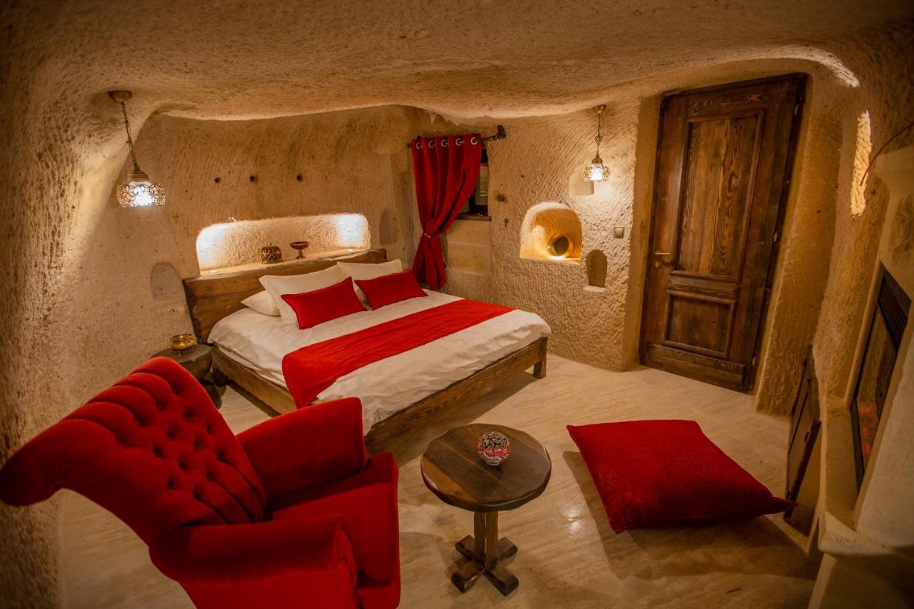 Bed and Breakfast Mak'S Cave House Учисар Экстерьер фото